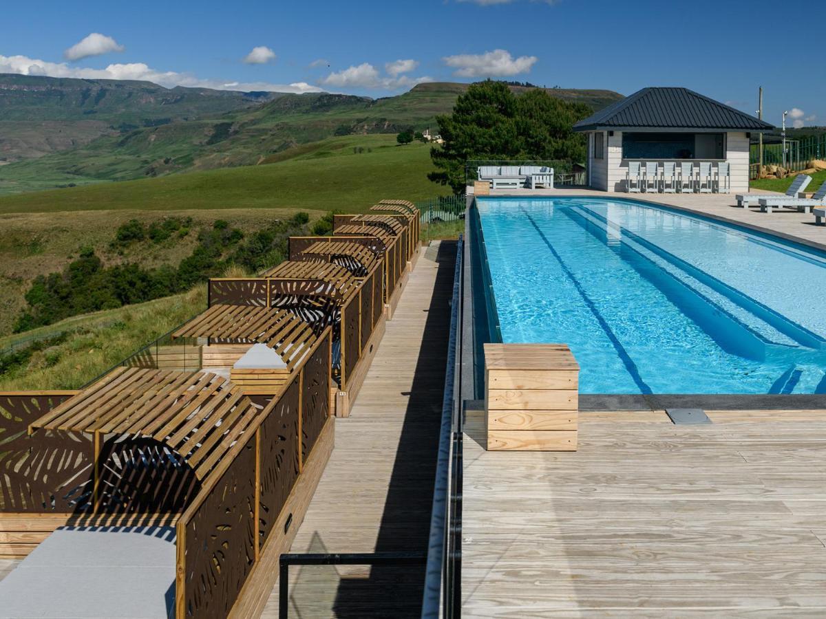 Cayley Mountain Resort Champagne Valley Exterior foto